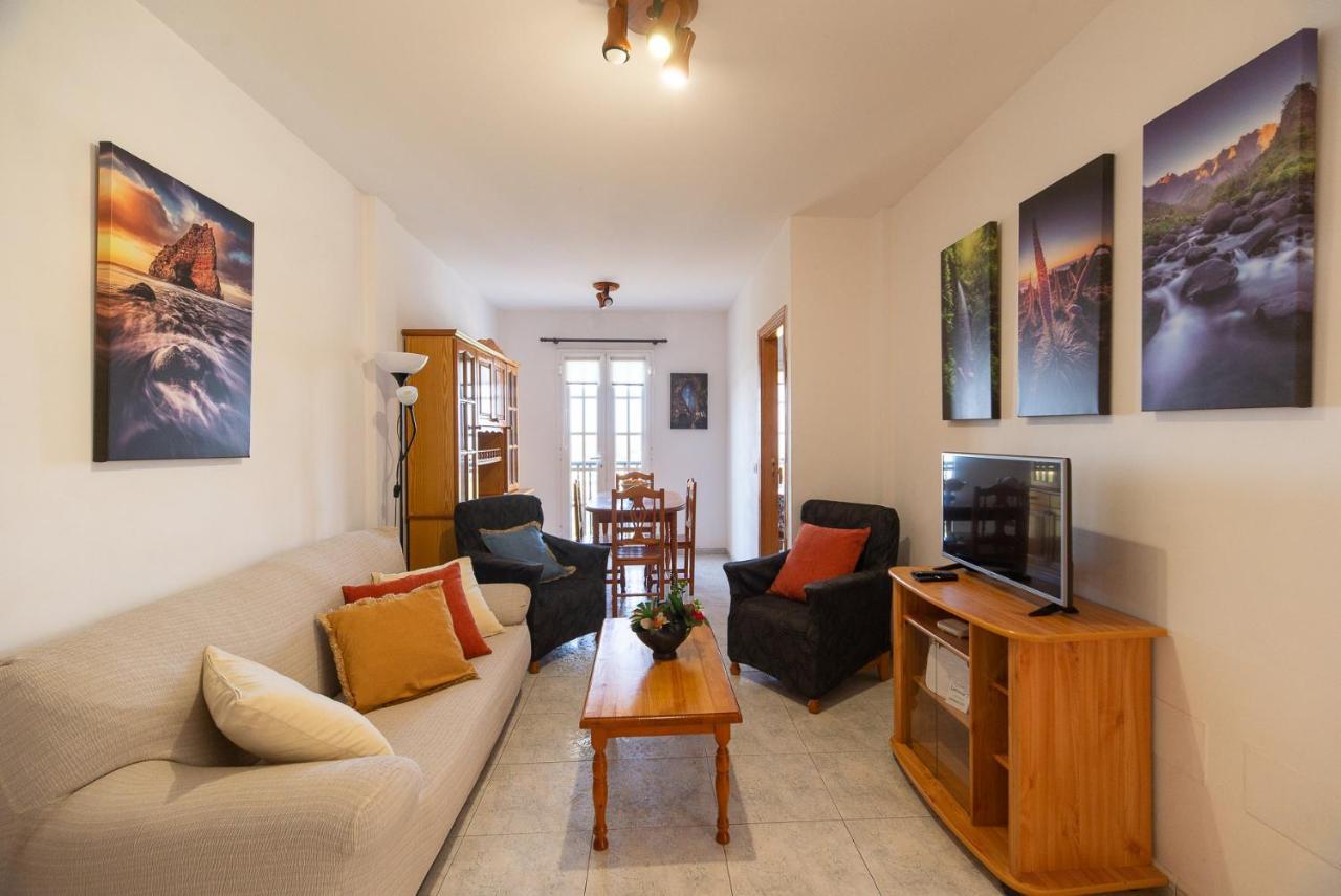 Apartamentos Leomar II Los Llanos De Aridane Bagian luar foto