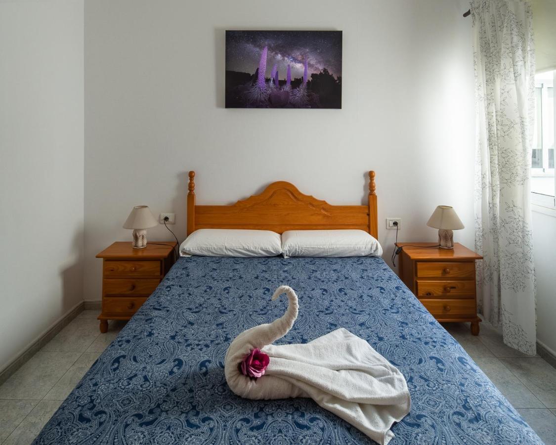 Apartamentos Leomar II Los Llanos De Aridane Bagian luar foto
